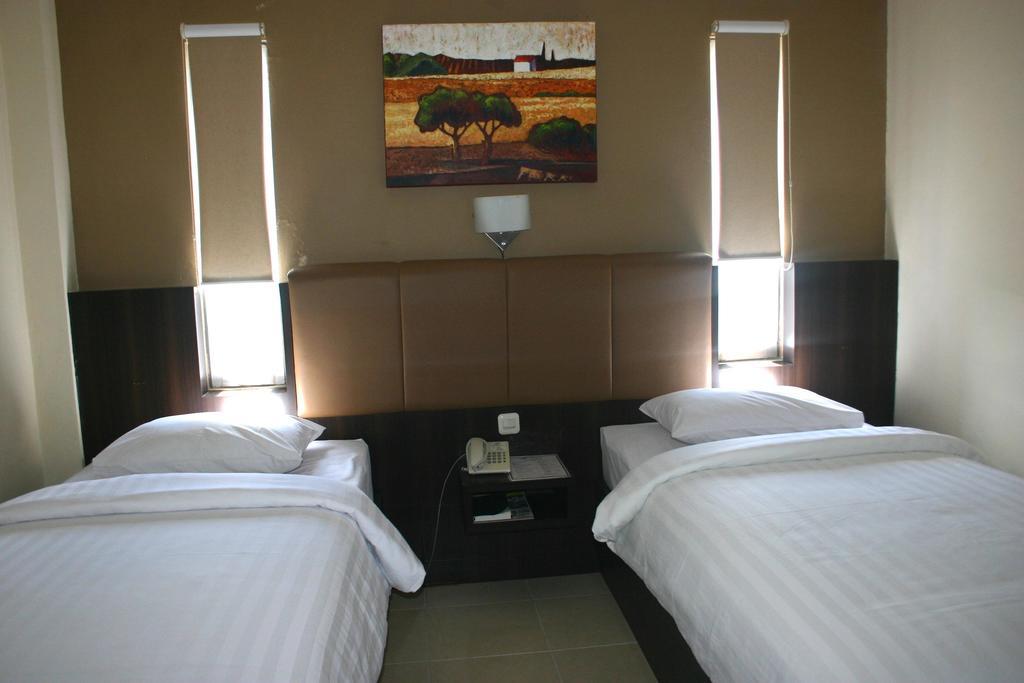 Royal Mamberamo Hotel Sorong Oda fotoğraf