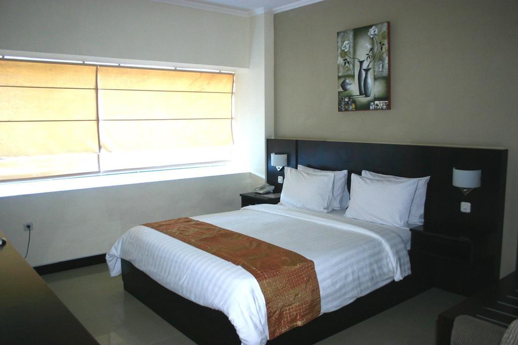 Royal Mamberamo Hotel Sorong Oda fotoğraf