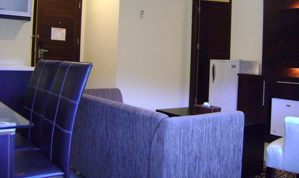 Royal Mamberamo Hotel Sorong Dış mekan fotoğraf