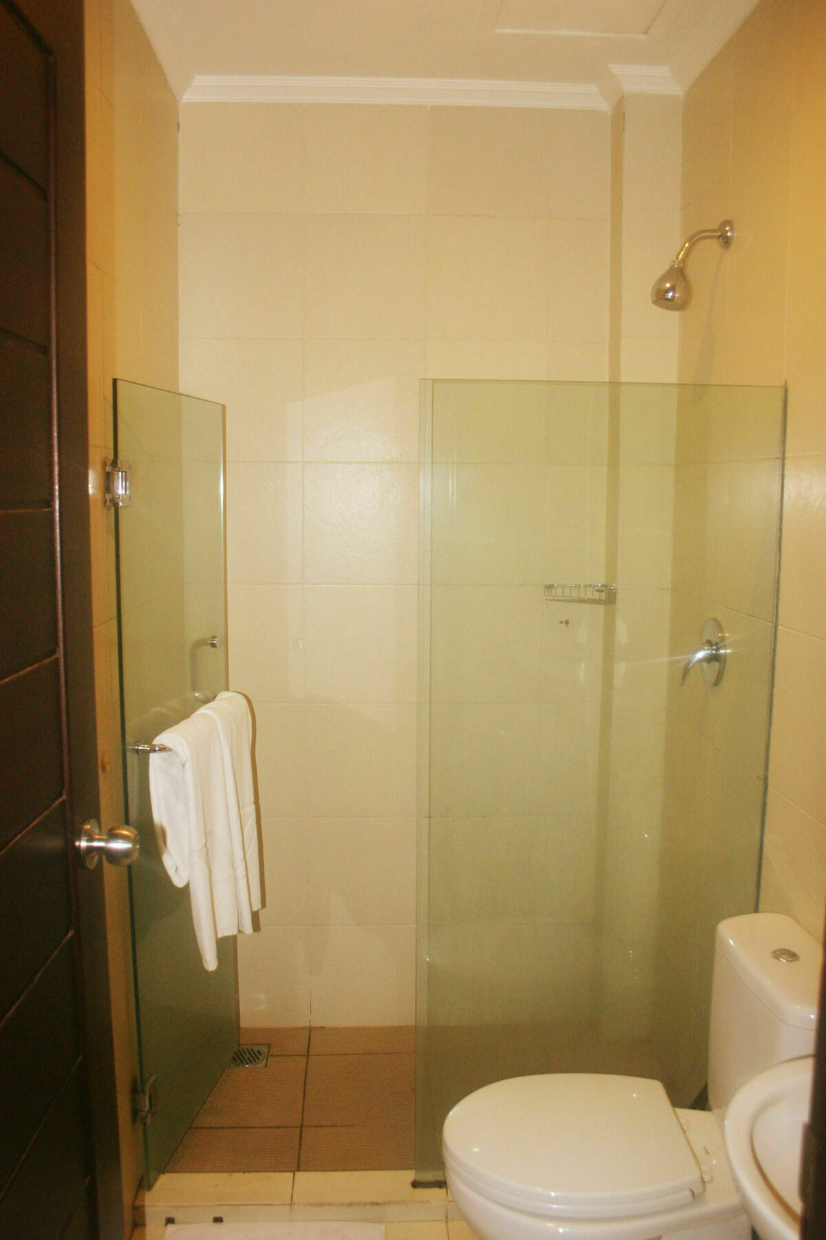 Royal Mamberamo Hotel Sorong Dış mekan fotoğraf